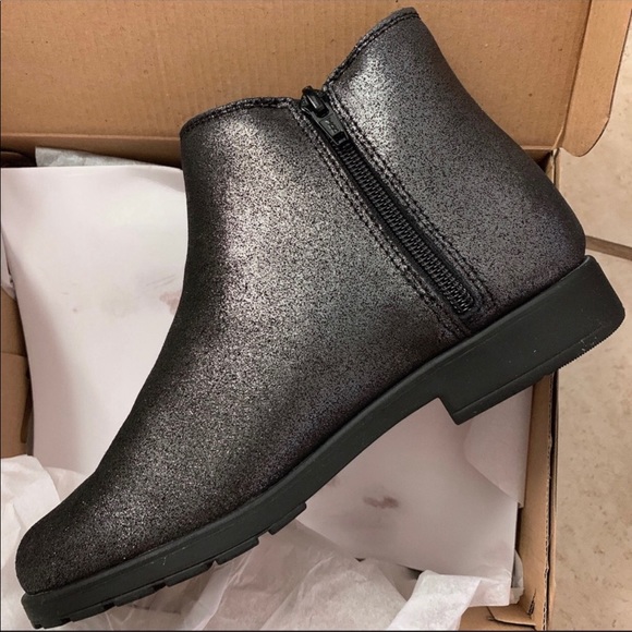 Stride Rite Isabella Metallic Bootie - Picture 4 of 5